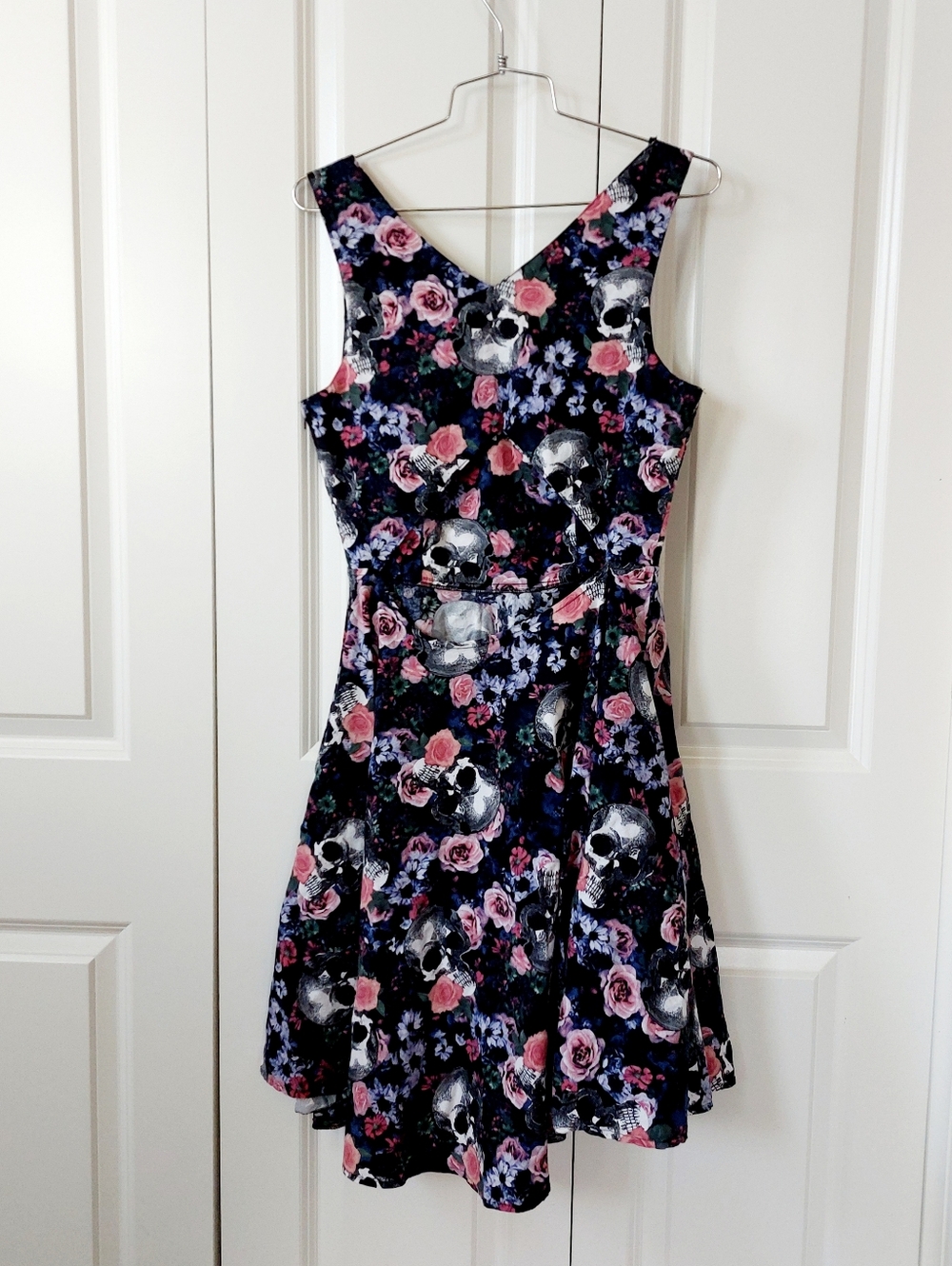 Hell Bunny Floral Skull Cutout Skater Dress Medium Grunge Rockabilly Emo Goth - Picture 2 of 8